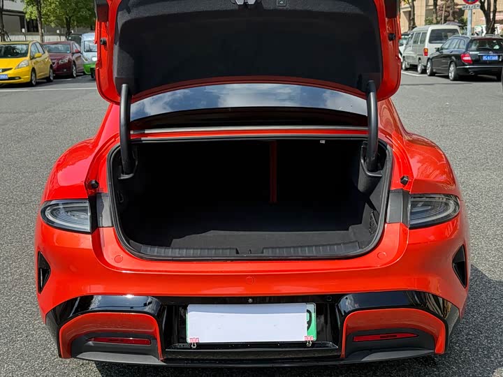 Фото 8 - Xiaomi SU7