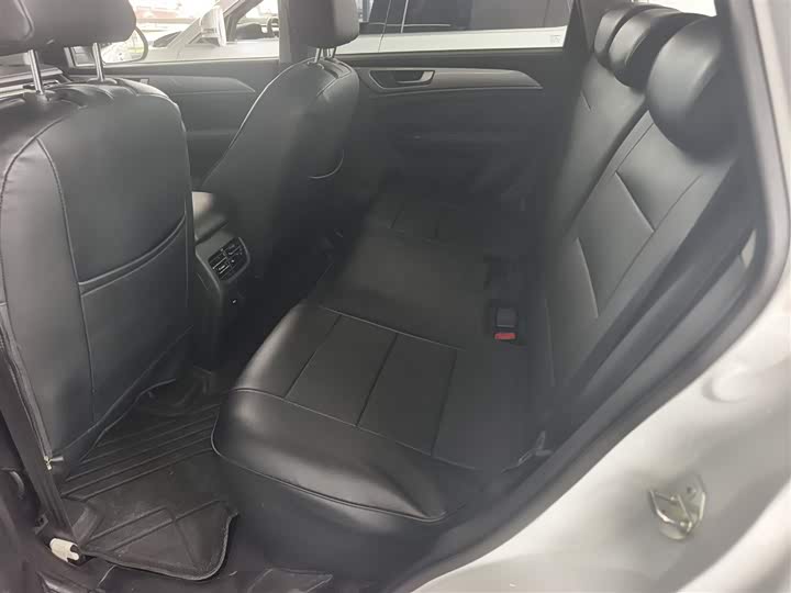 Фото 8 - Haval M6