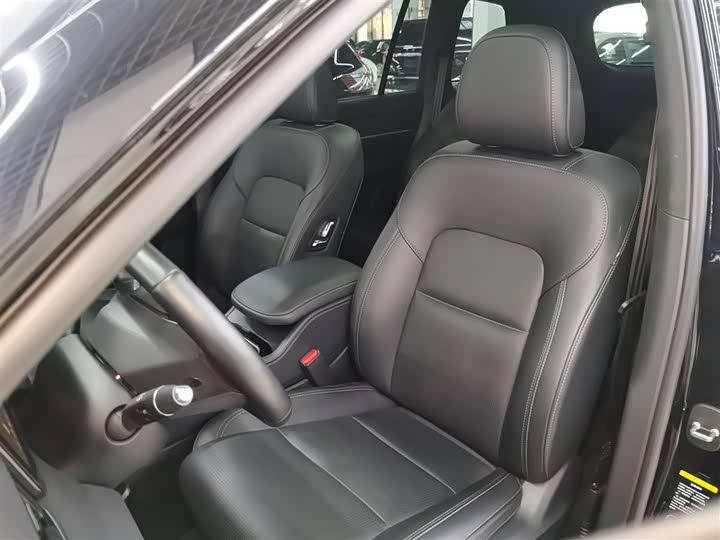 Фото 15 - LiXiang One