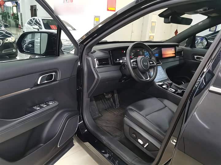 Фото 16 - LiXiang One