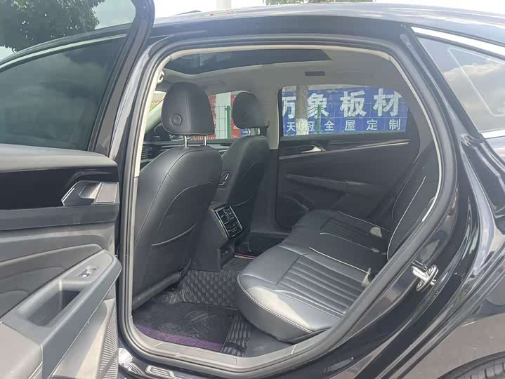 Фото 6 - Volkswagen Passat