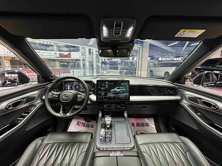 Фото 13 - GAC Trumpchi GS8