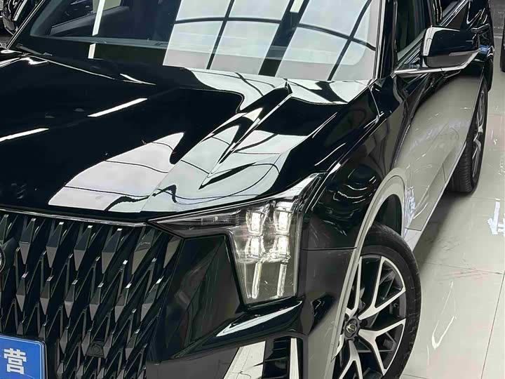 Фото 2 - GAC Trumpchi GS8