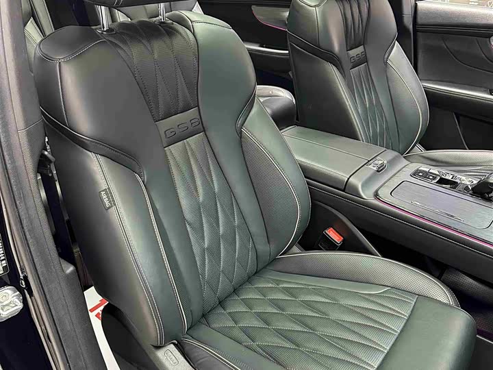 Фото 24 - GAC Trumpchi GS8