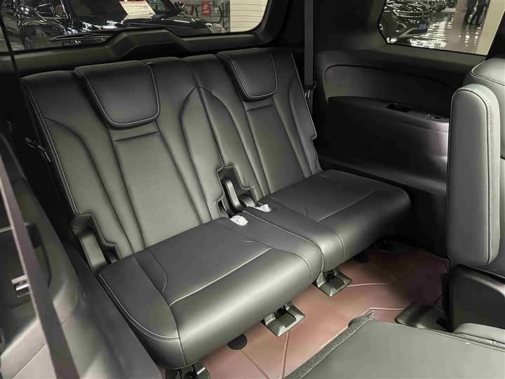 Фото 25 - GAC Trumpchi GS8