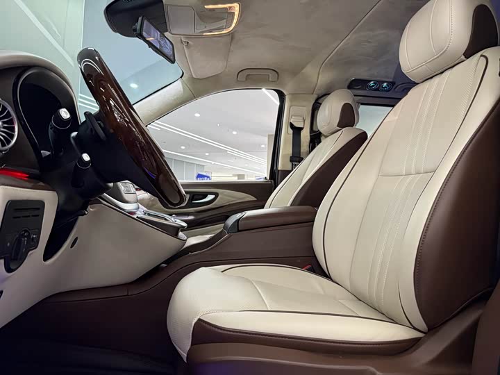 Фото 10 - Mercedes-Benz Vito