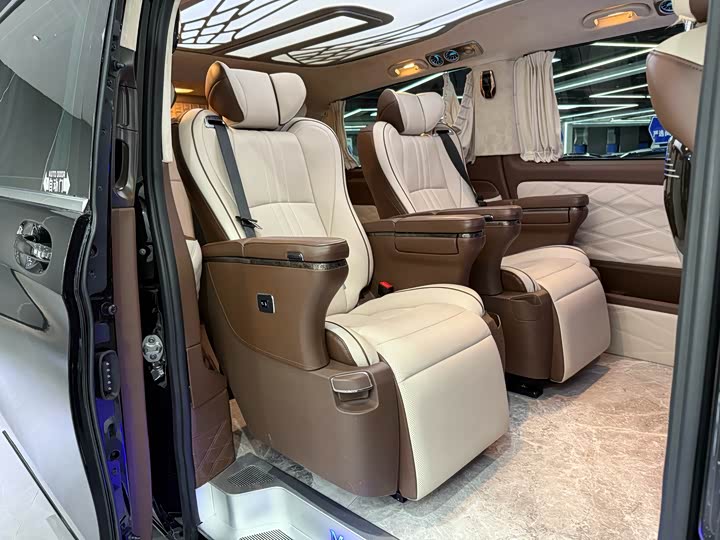 Фото 11 - Mercedes-Benz Vito