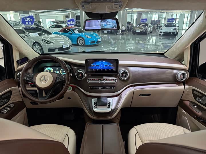 Фото 13 - Mercedes-Benz Vito