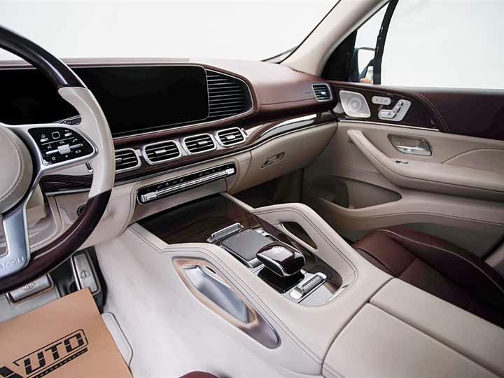 Фото 13 - Mercedes-Benz Maybach GLS