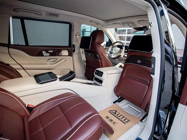 Фото 17 - Mercedes-Benz Maybach GLS