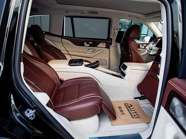 Фото 23 - Mercedes-Benz Maybach GLS