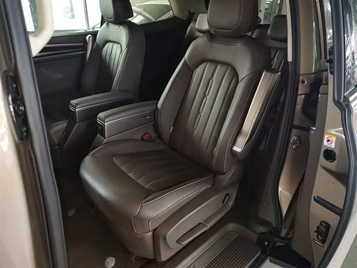 Фото 17 - Volkswagen Viloran