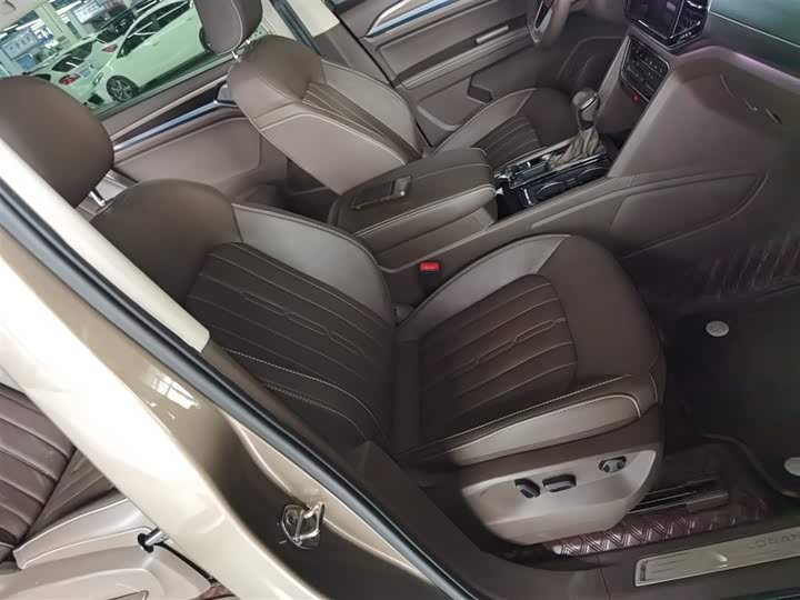 Фото 25 - Volkswagen Viloran