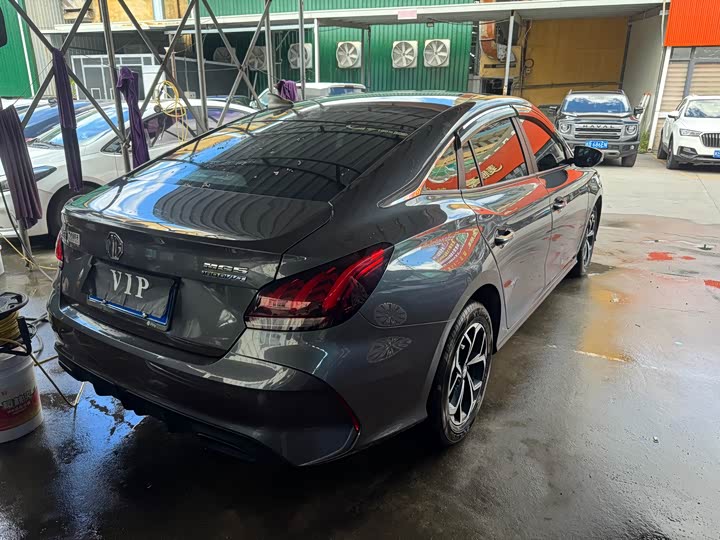 Фото 9 - MG Motor 5