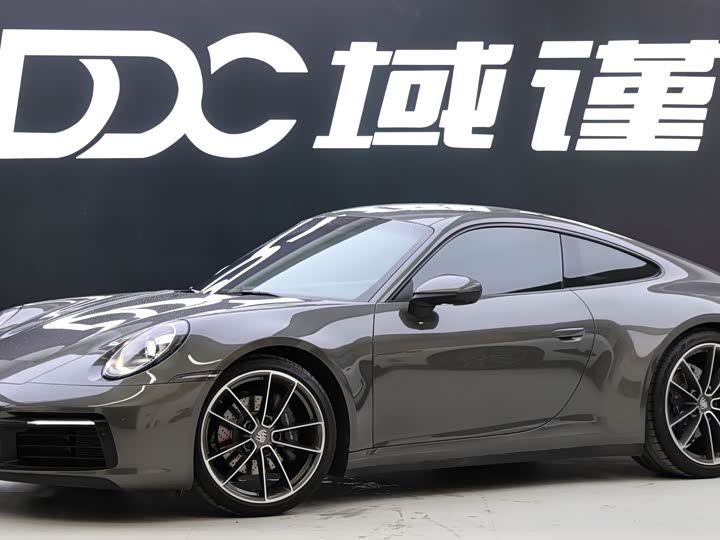 Фото 1 - Porsche 911