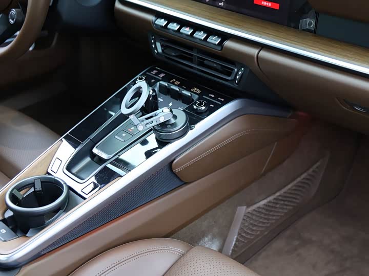 Фото 12 - Porsche 911