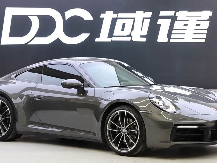 Фото 2 - Porsche 911