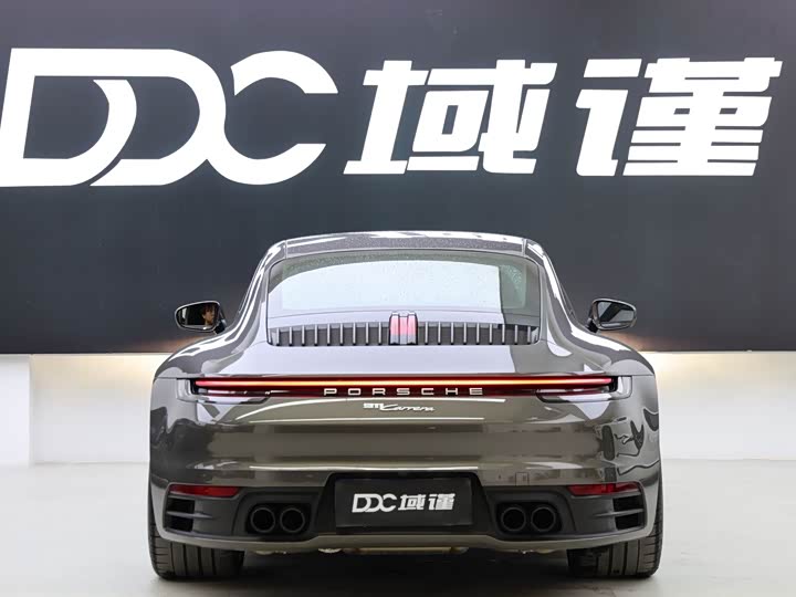 Фото 5 - Porsche 911