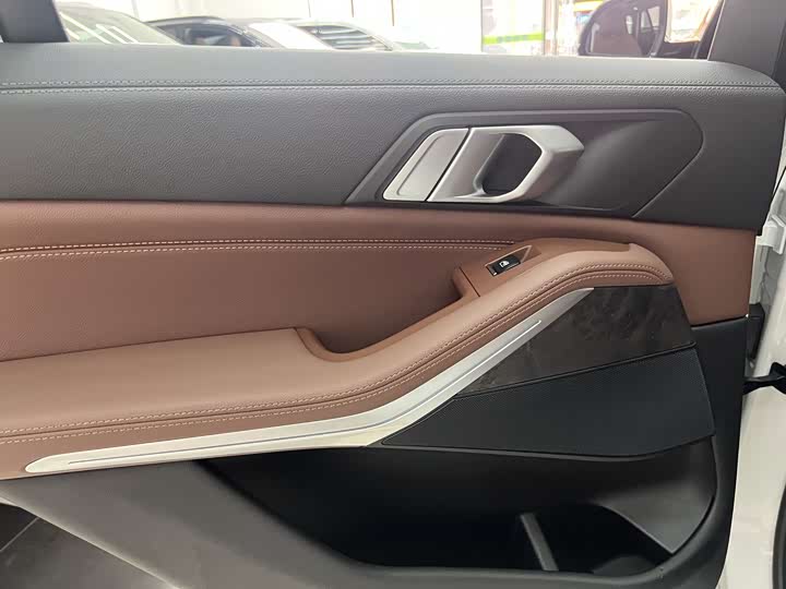 Фото 14 - BMW X5