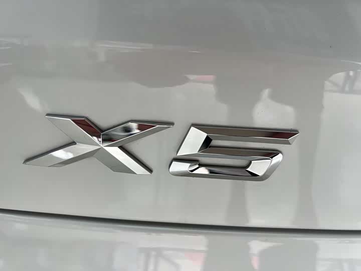 Фото 32 - BMW X5