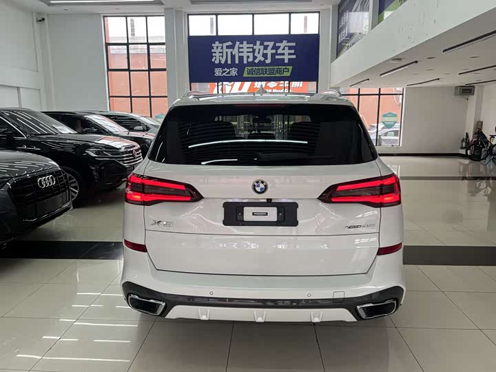 Фото 41 - BMW X5