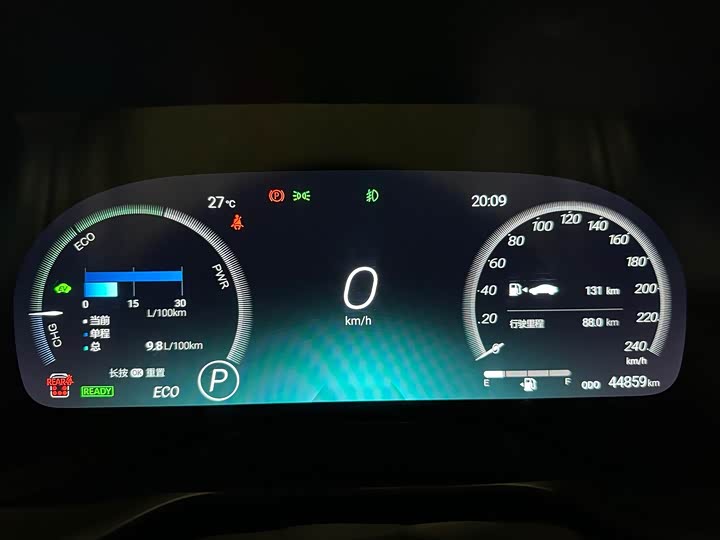 Фото 16 - Toyota Granvia