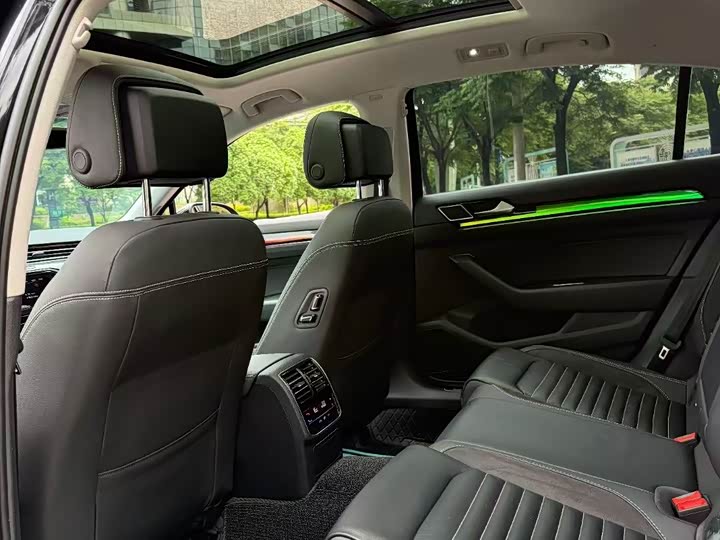 Фото 11 - Volkswagen Magotan