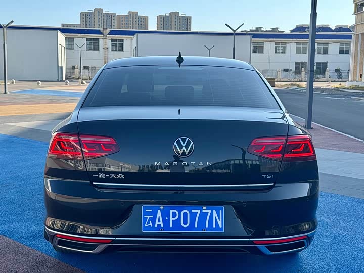 Фото 8 - Volkswagen Magotan