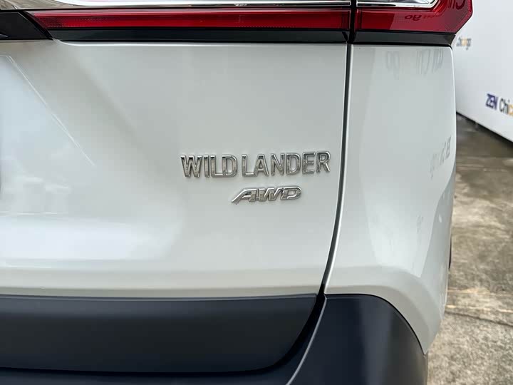 Фото 11 - Toyota Wildlander