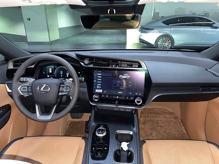 Фото 4 - Lexus RZ