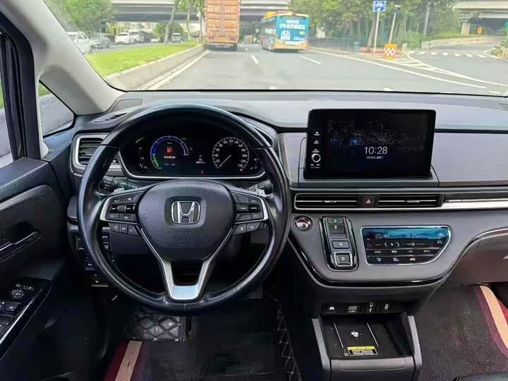 Фото 7 - Honda Odyssey
