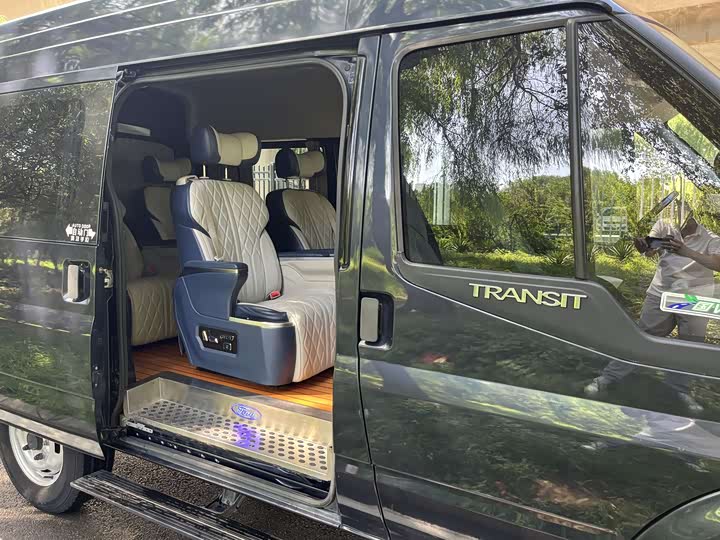 Фото 6 - Ford Transit New