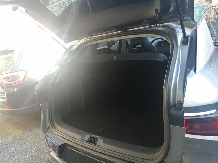 Фото 19 - BYD Yuan Plus