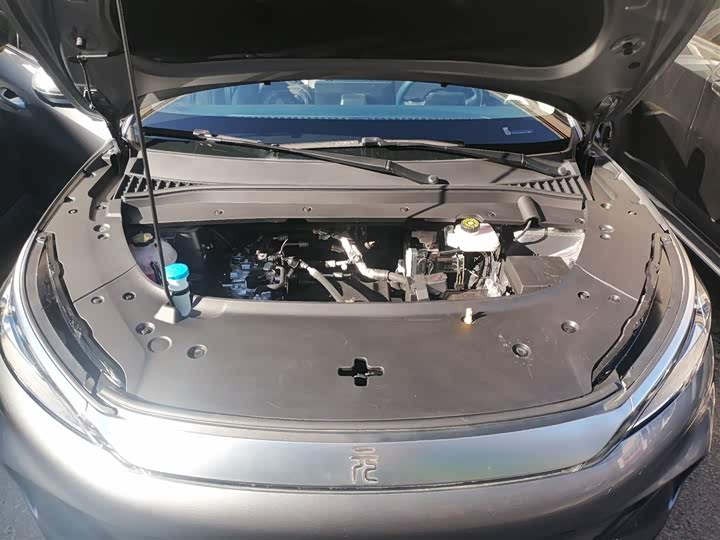 Фото 20 - BYD Yuan Plus