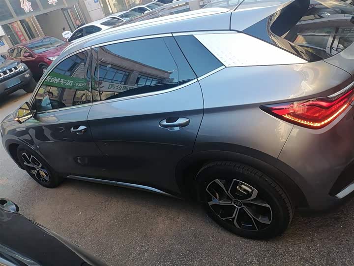 Фото 5 - BYD Yuan Plus