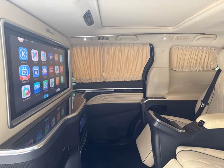 Фото 17 - GAC Trumpchi M8