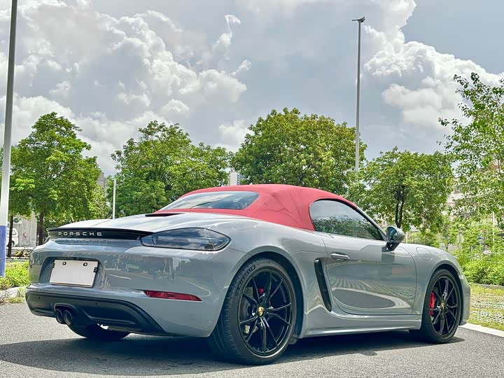 Фото 12 - Porsche 718