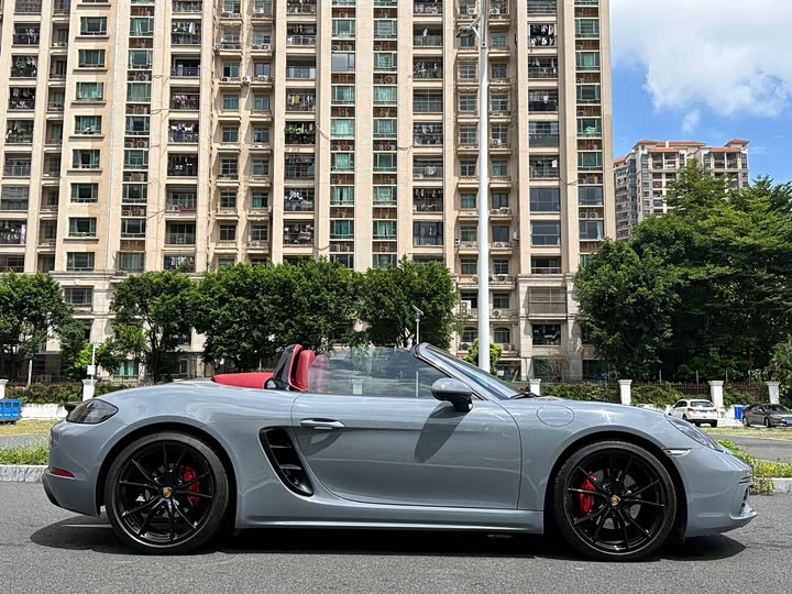 Фото 15 - Porsche 718