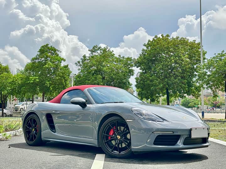 Фото 3 - Porsche 718