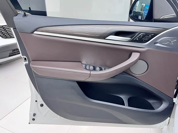 Фото 12 - BMW X3