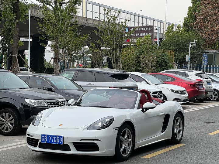 Фото 2 - Porsche 718