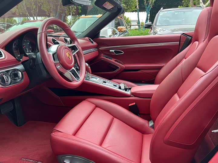 Фото 4 - Porsche 718