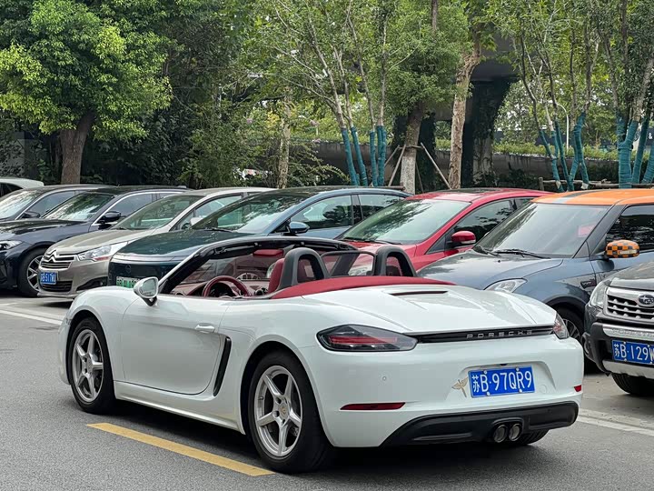 Фото 8 - Porsche 718