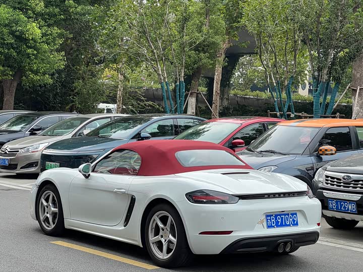 Фото 9 - Porsche 718