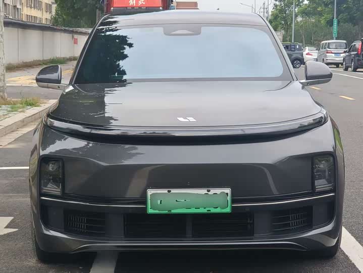 Фото 2 - LiXiang L8