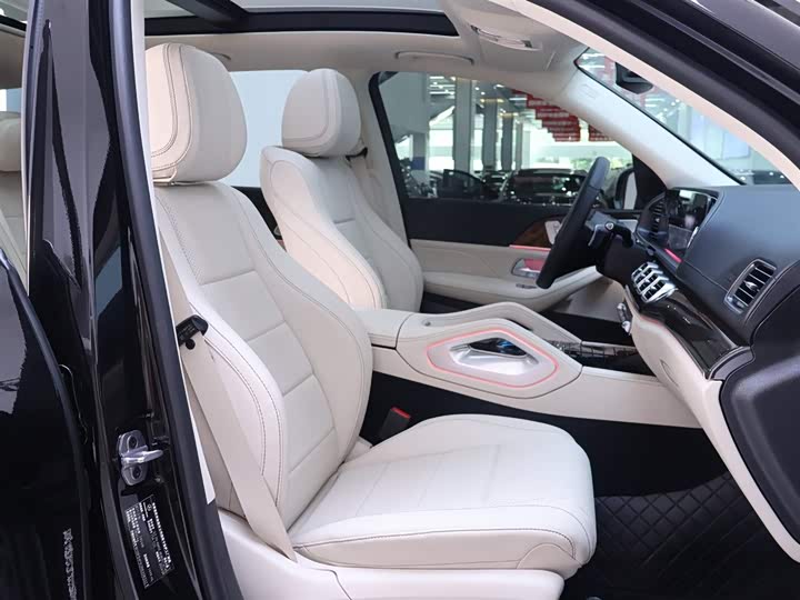 Фото 20 - Mercedes-Benz GLE-Class