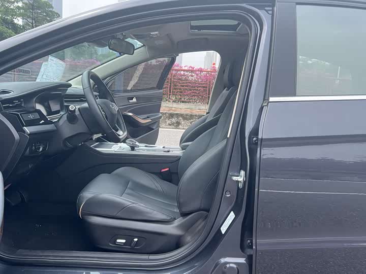 Фото 6 - Chery Omoda S5 (Arrizo 5 Plus)