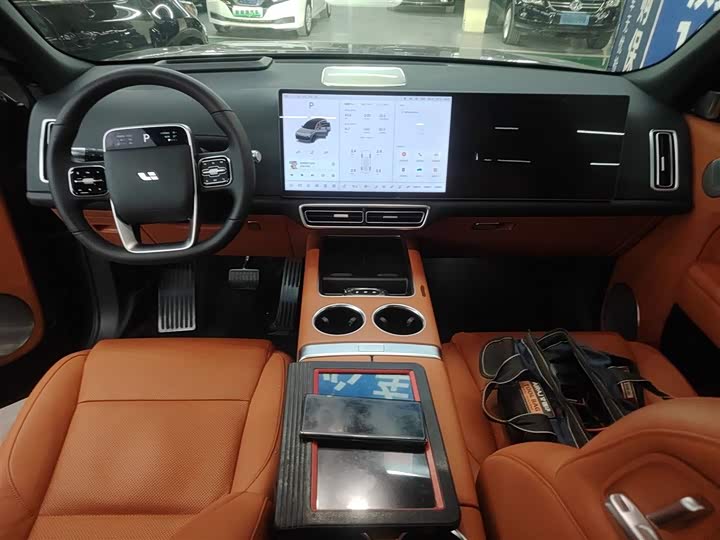 Фото 10 - LiXiang L8