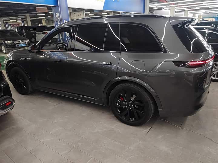 Фото 5 - LiXiang L8