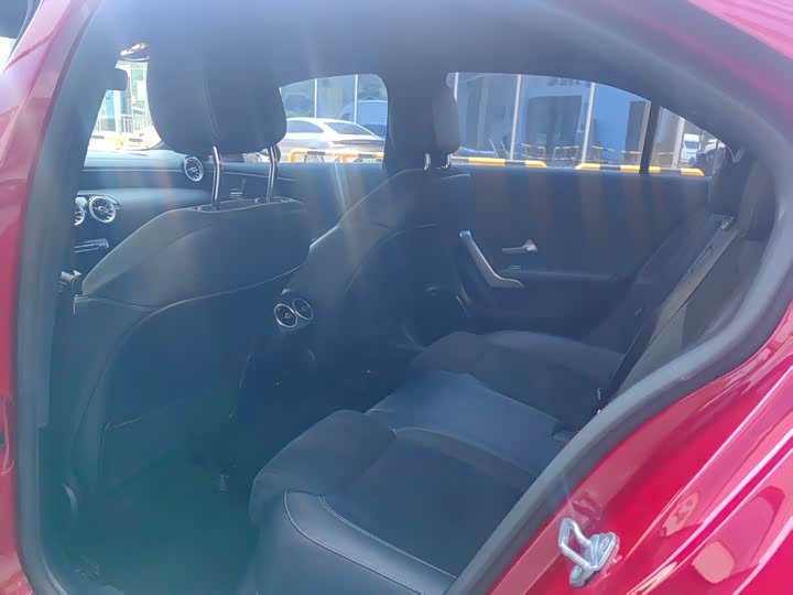 Фото 7 - Mercedes-Benz A-Class